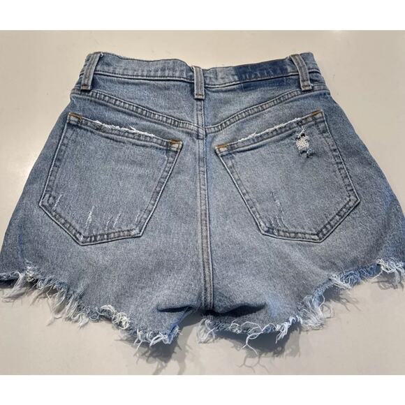 Abercrombie & Fitch Cut Off Shorts Size 23 The Mom High Rise Shorts Distressed - Picture 2 of 6